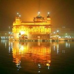 800px-Amritsar-golden-temple-00.sm