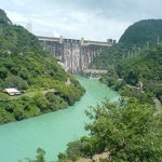 220px-Bhakra_Dam_Aug_15_2008.sm