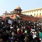 Delhi_protests-students,_Raisina_Hill.sm