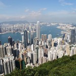 Overlook_Hong_Kong_Island_north_coast,_Victoria_Harbour_and_Kowloon_from_middle_section_of_Lugard_Road_at_daytime_(enlarged_version_and_better_contrast,_revised).resized