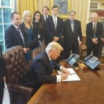 C29C0NUUQAANKyq.resized