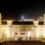 EIa4Rb5WwAELH-q.resized