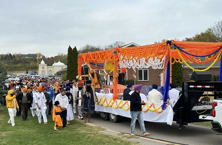 NagarKirtan-CincinnatiGurdwaraSahib.resized