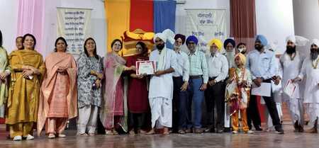 Picture 1(2).resized